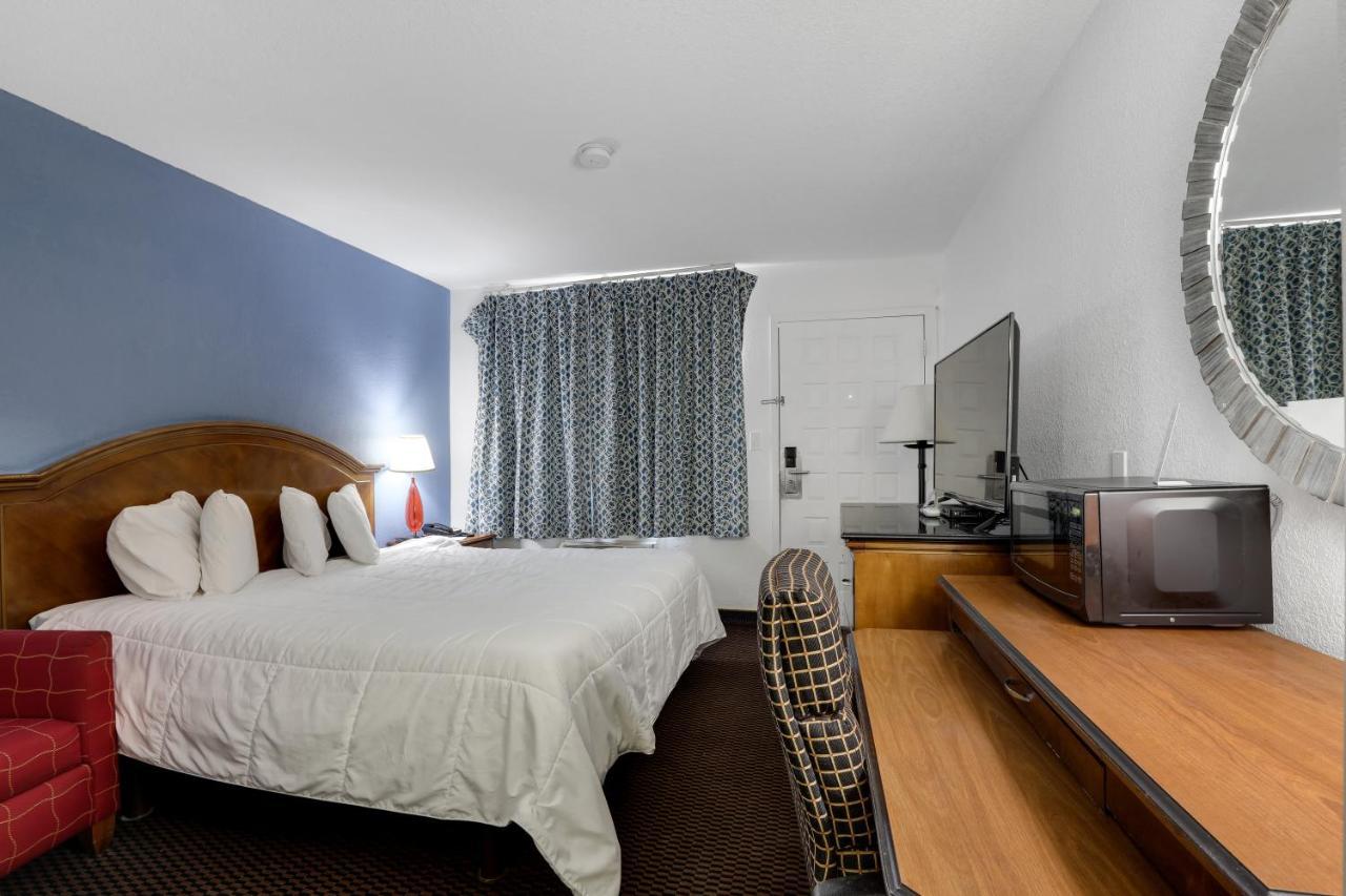 Days Inn & Suites By Wyndham Needles Exteriér fotografie