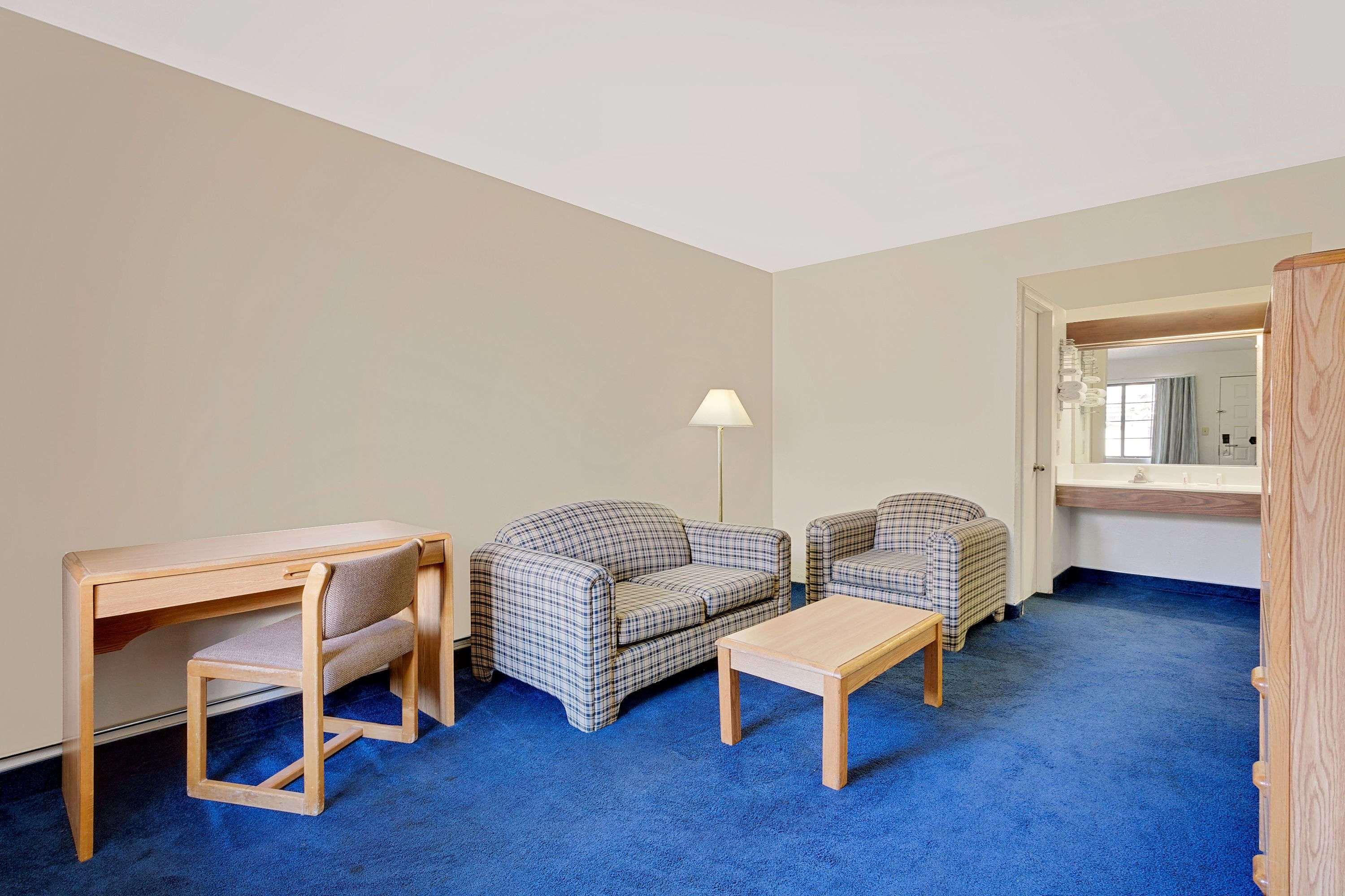 Days Inn & Suites By Wyndham Needles Exteriér fotografie